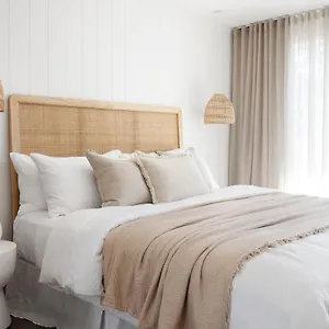 https://loea-boutique-hotel.hotelssunshinecoast.net