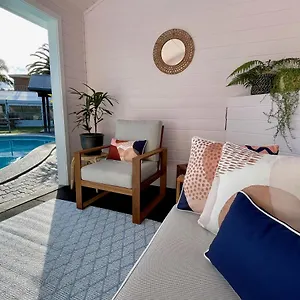 https://pelican-motor-inn.hotelsbyronbayaustralia.com