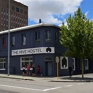 https://the-hive-hostel.hotelsperth.org